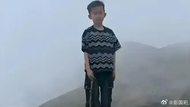 福建8岁失踪男孩脚印之谜，真相揭开，脚印发现竟是假象？