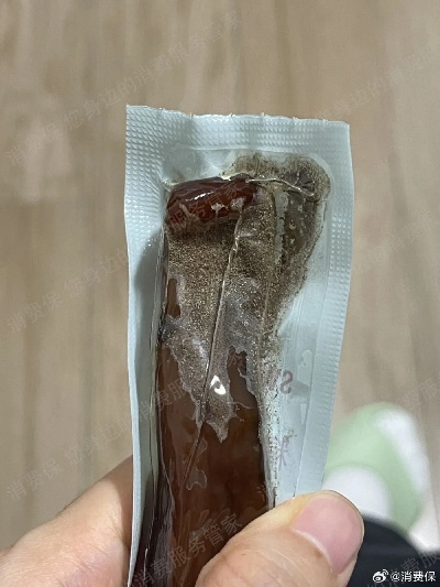 食品安全再起波澜，来伊份粽子惊现带血创可贴，消费者权益如何保障？